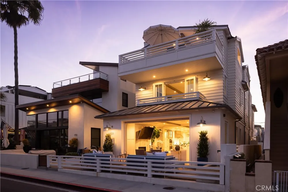 121 41st Newport Beach, CA 92663