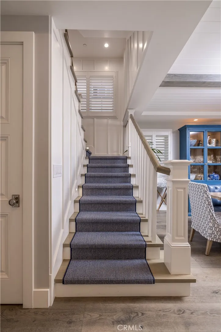 121 41st Newport Beach, CA 92663
