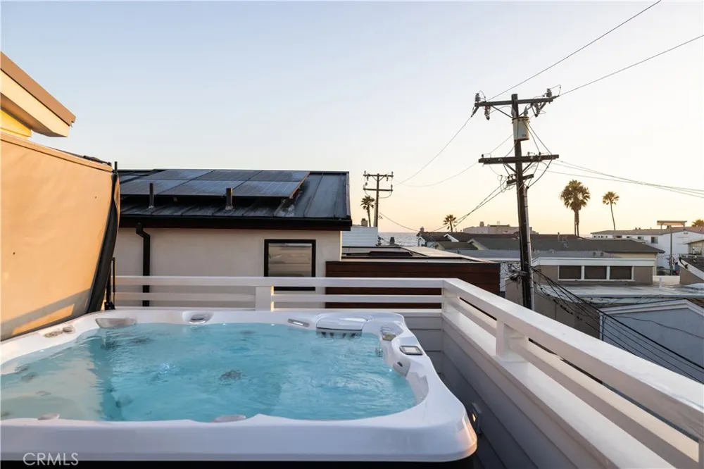 121 41st Newport Beach, CA 92663