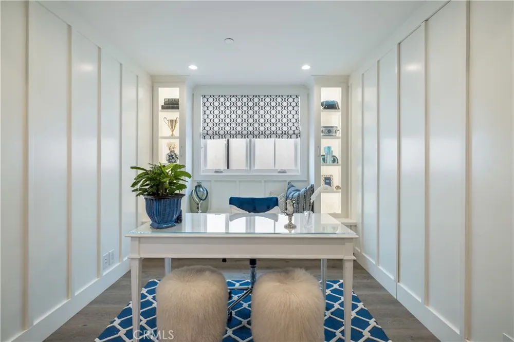 121 41st Newport Beach, CA 92663