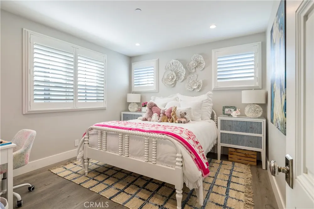 121 41st Newport Beach, CA 92663