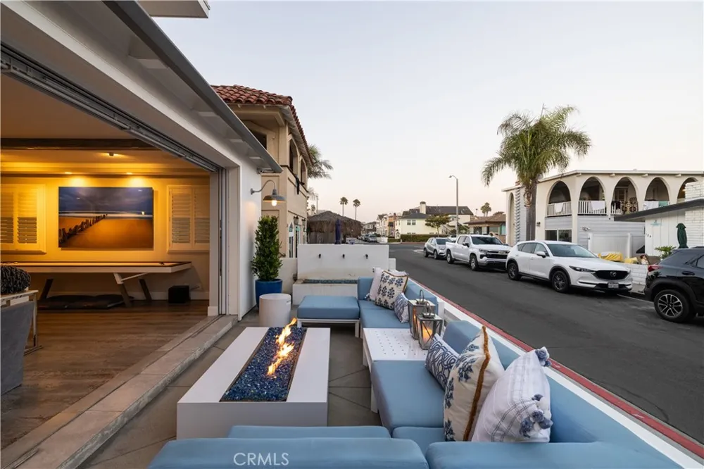 121 41st Newport Beach, CA 92663