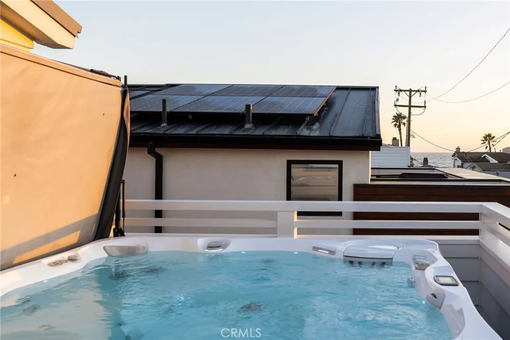 121 41st Newport Beach, CA 92663