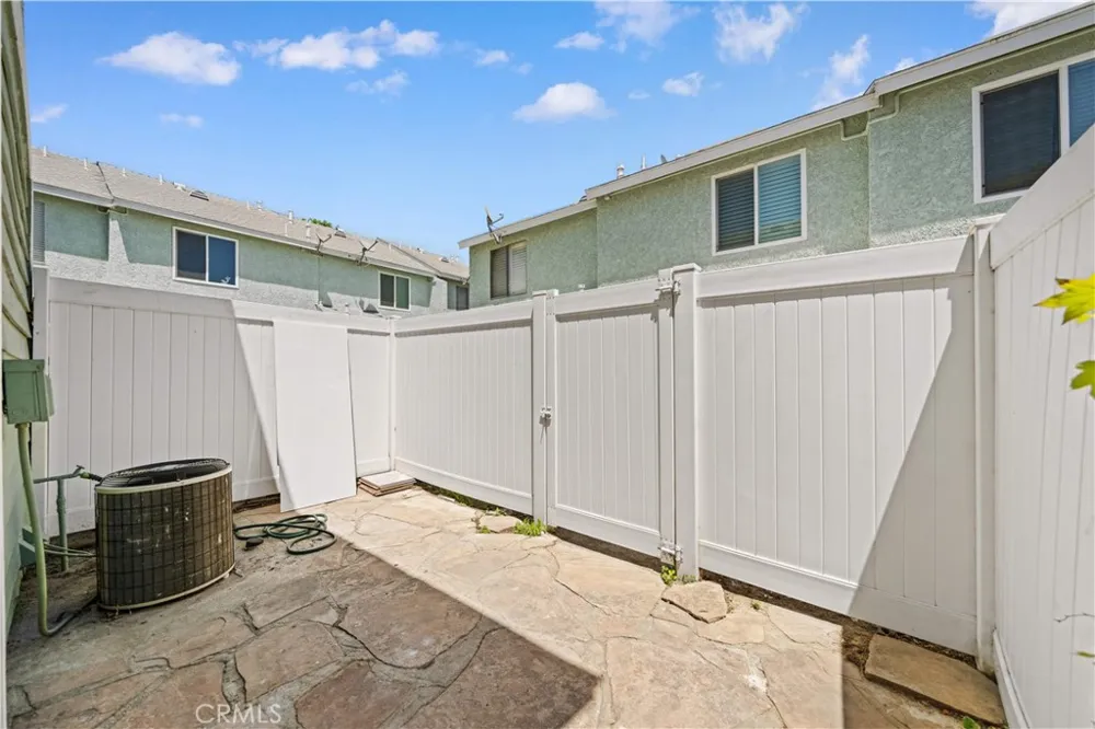 5640 Riverside Drive #32 Chino, CA 91710