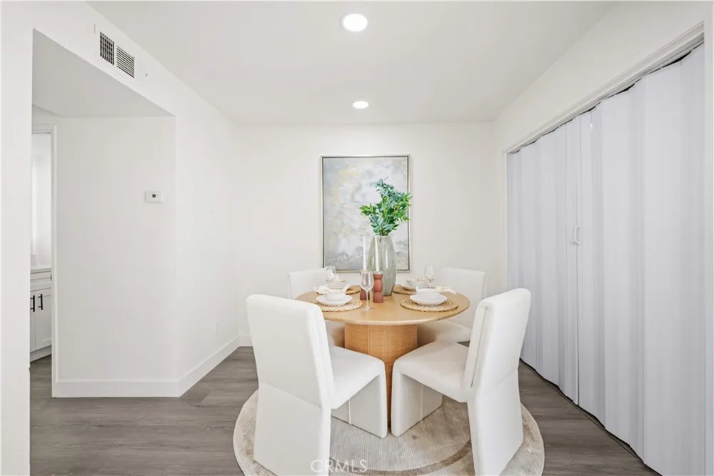 5640 Riverside Drive #32 Chino, CA 91710