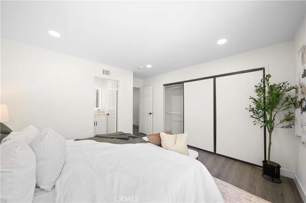 5640 Riverside Drive #32 Chino, CA 91710