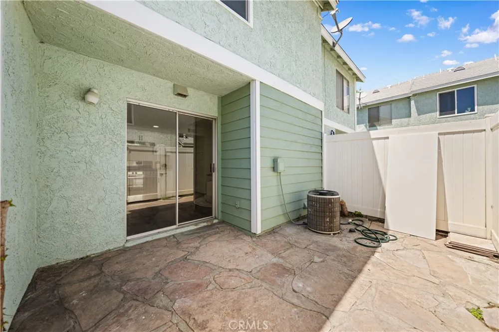 5640 Riverside Drive #32 Chino, CA 91710