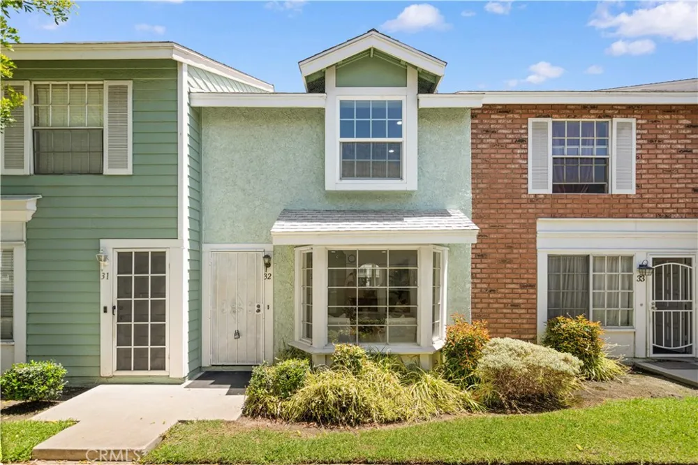 5640 Riverside Drive #32 Chino, CA 91710