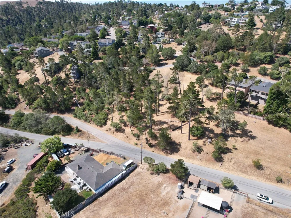 Londonderry Lane Cambria, CA 93428