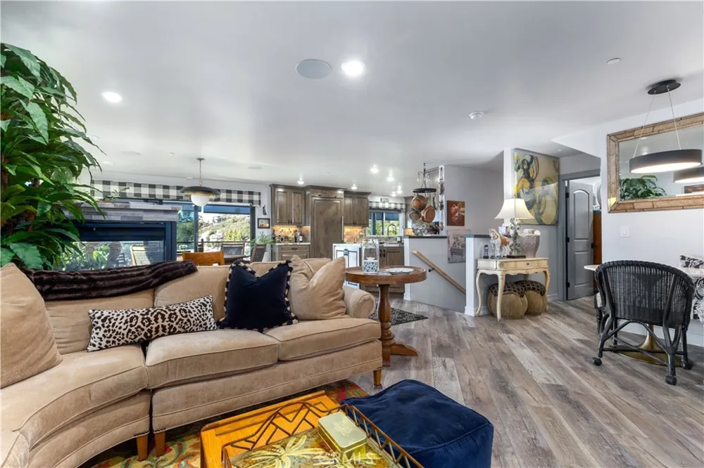 8215 Bass Pt Bradley, CA 93426