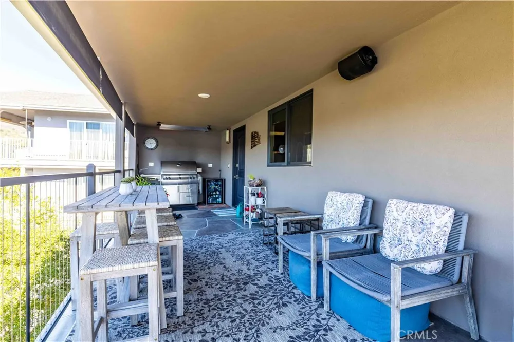 8215 Bass Pt Bradley, CA 93426