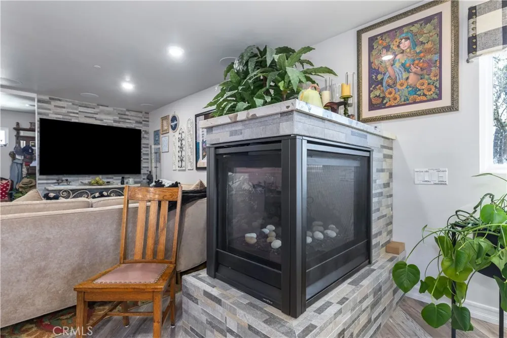 8215 Bass Pt Bradley, CA 93426