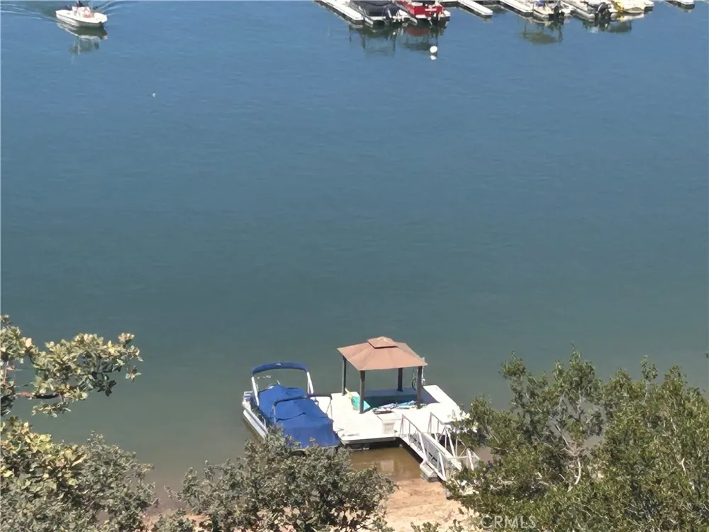8215 Bass Pt Bradley, CA 93426