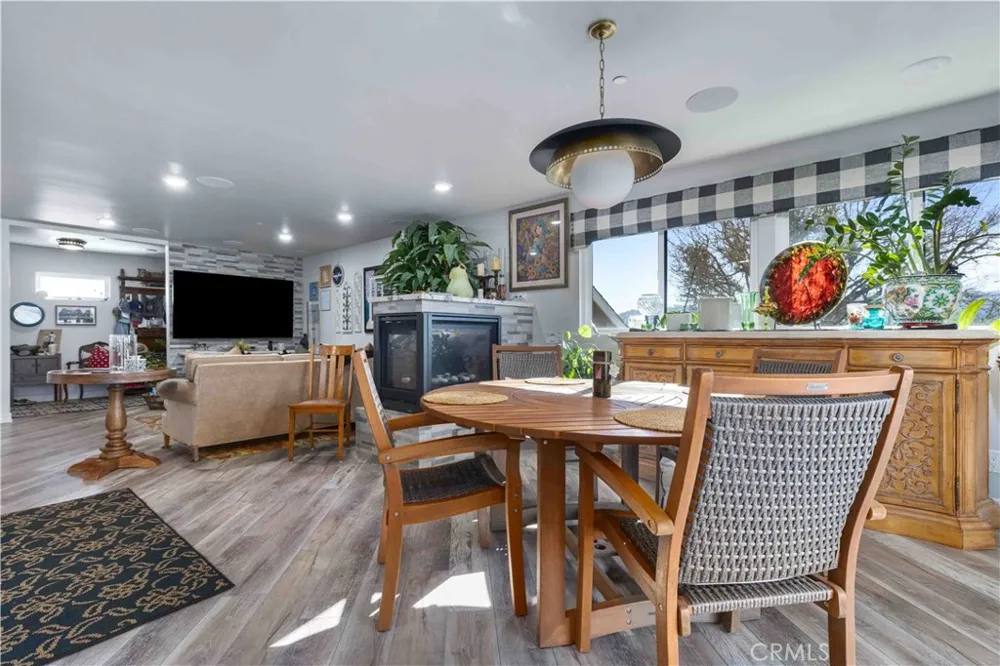 8215 Bass Pt Bradley, CA 93426