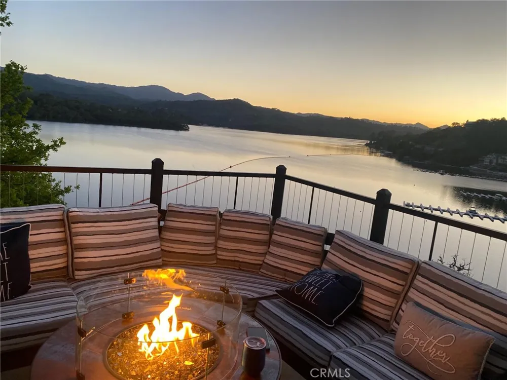 8215 Bass Pt Bradley, CA 93426