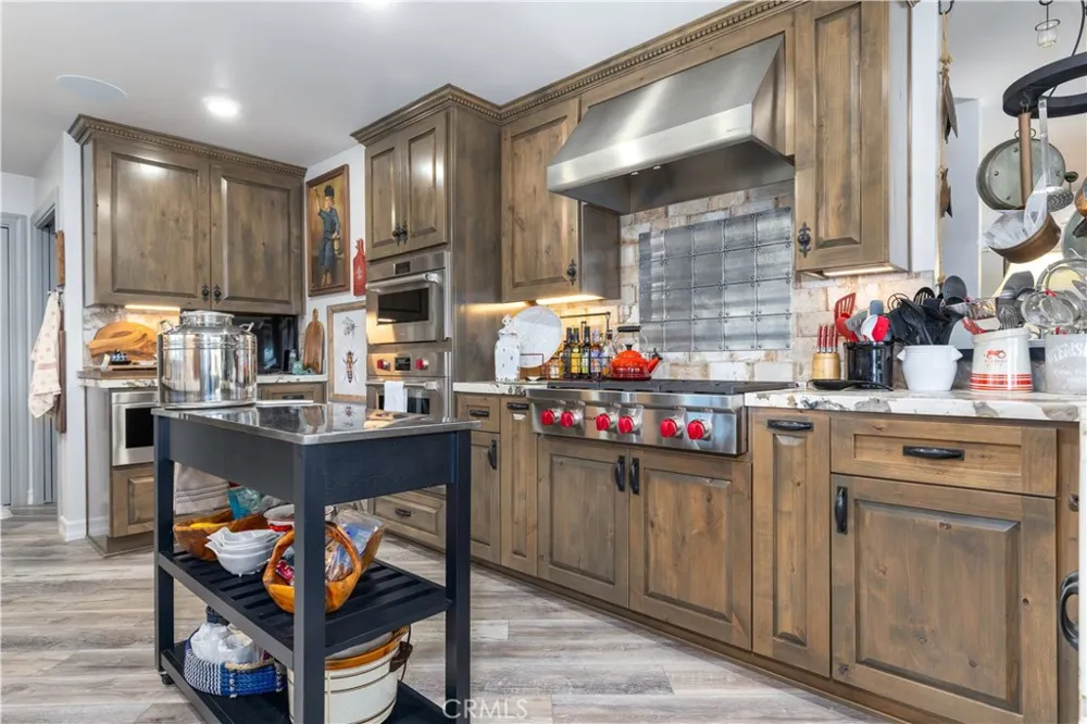 8215 Bass Pt Bradley, CA 93426