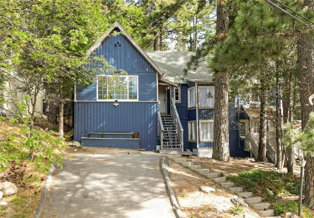 27472 Meadow Dr Crest Park, CA 92326