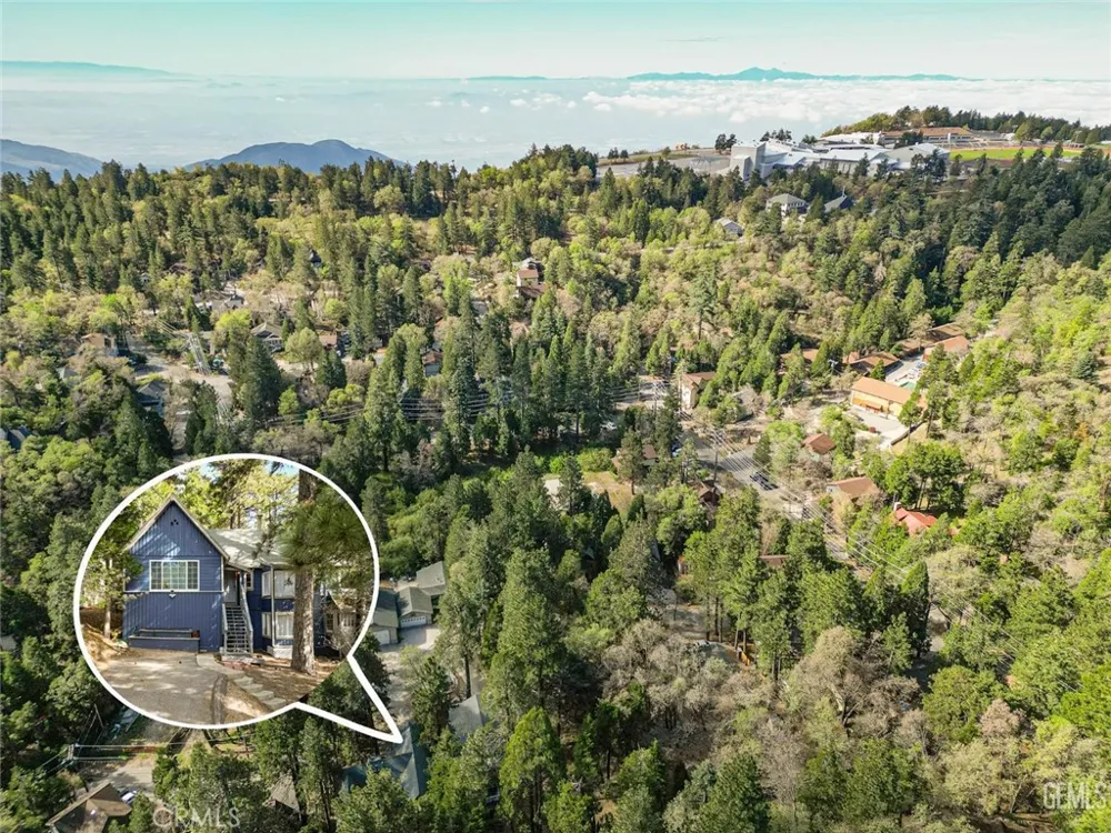 27472 Meadow Dr Crest Park, CA 92326