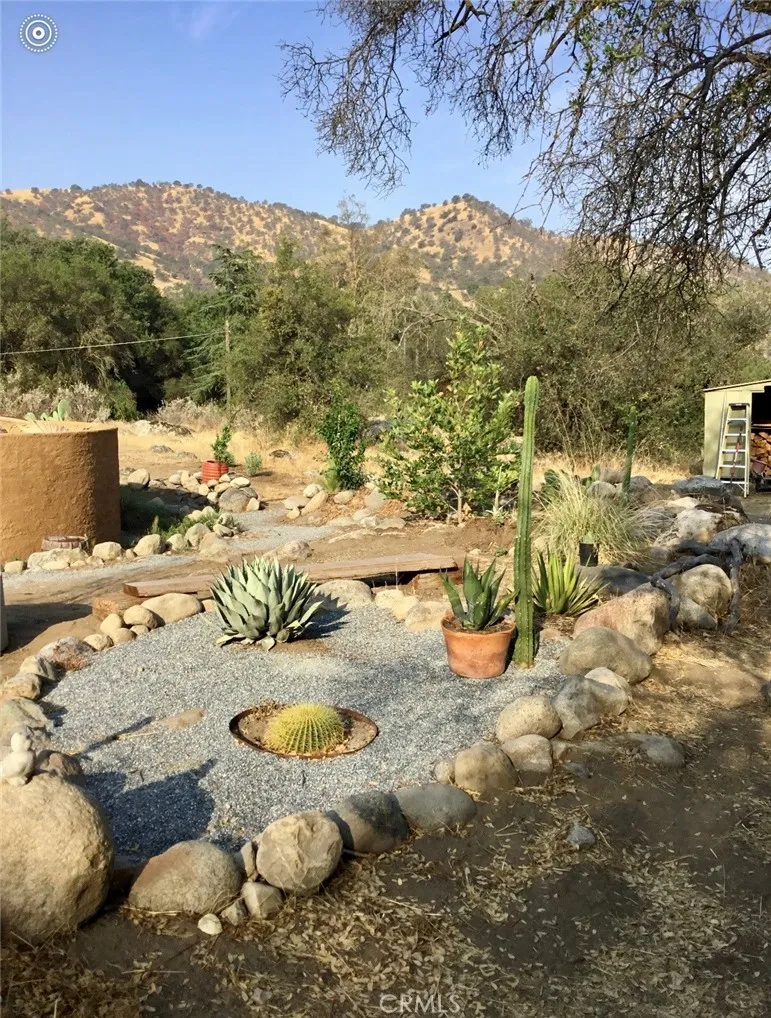 37608 Rio Vista Springville, CA 93265