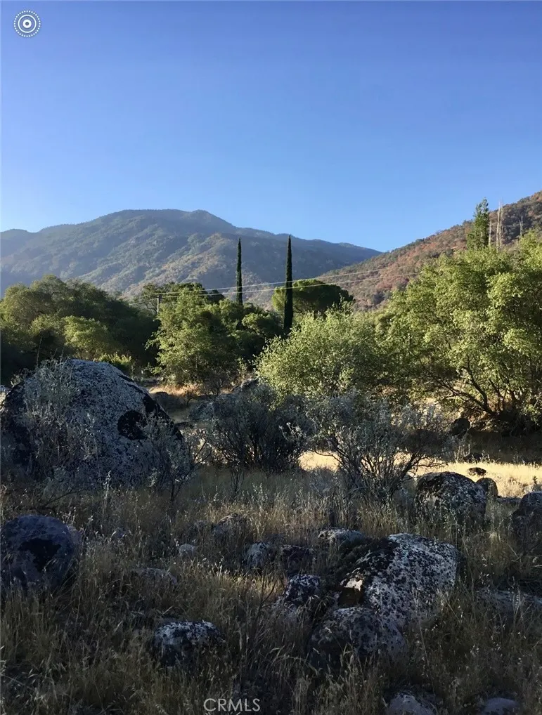 37608 Rio Vista Springville, CA 93265