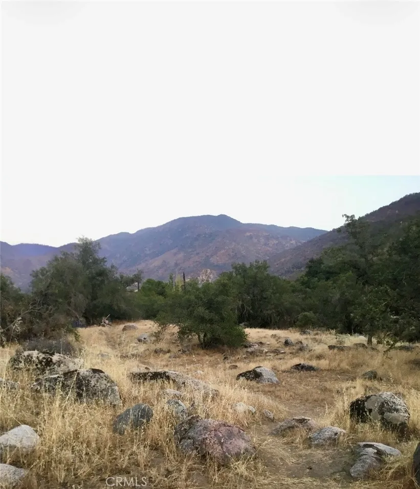 37608 Rio Vista Springville, CA 93265