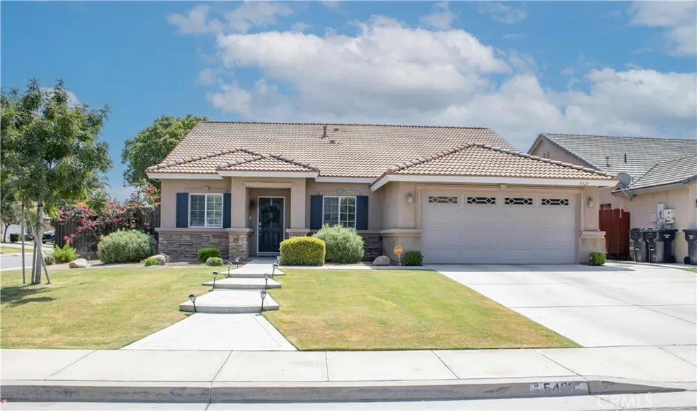5428 Coastal Wind Bakersfield, CA 93312