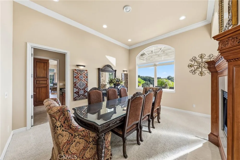 44930 Via Renaissance Temecula, CA 92590