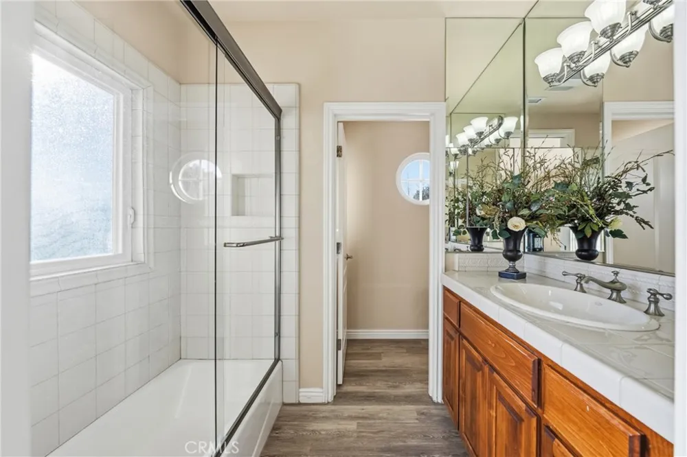 44930 Via Renaissance Temecula, CA 92590
