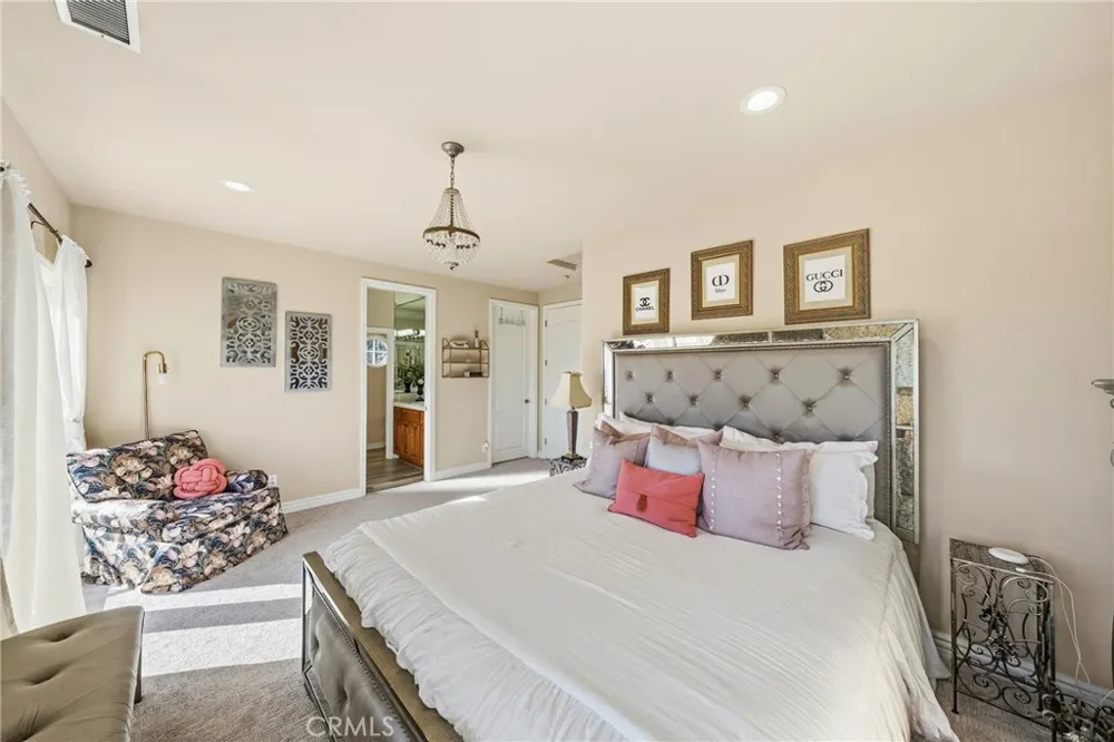 44930 Via Renaissance Temecula, CA 92590