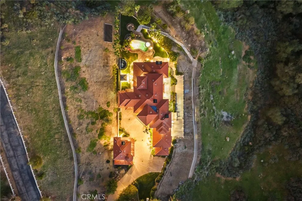 44930 Via Renaissance Temecula, CA 92590