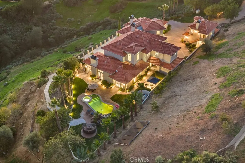44930 Via Renaissance Temecula, CA 92590