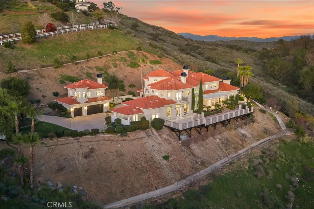 44930 Via Renaissance Temecula, CA 92590