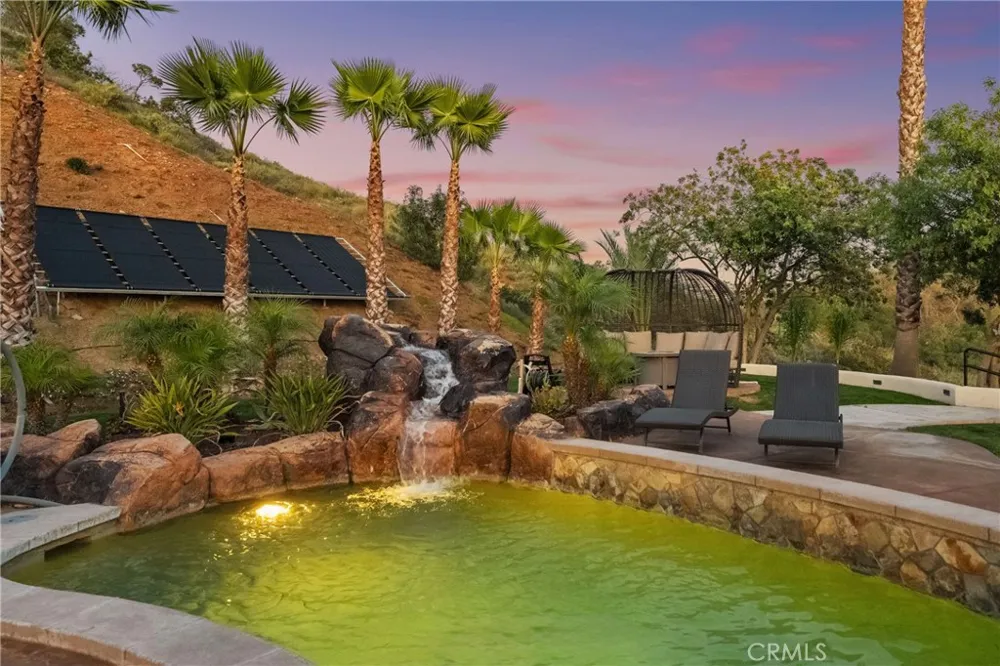 44930 Via Renaissance Temecula, CA 92590