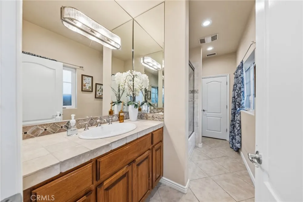 44930 Via Renaissance Temecula, CA 92590