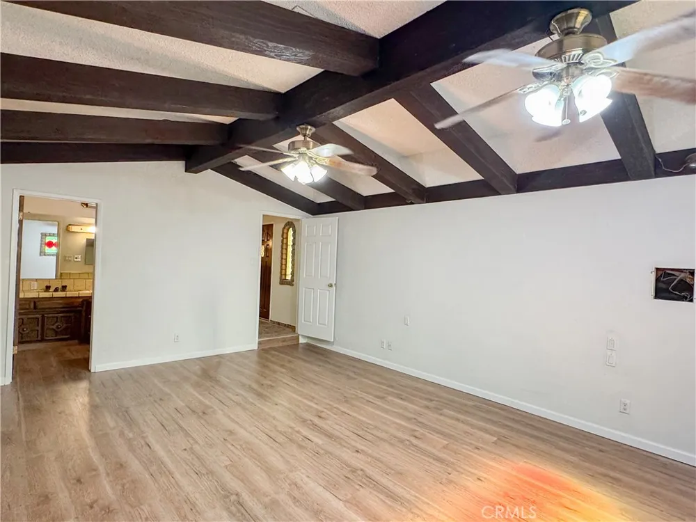 1504 El Toro Bakersfield, CA 93304
