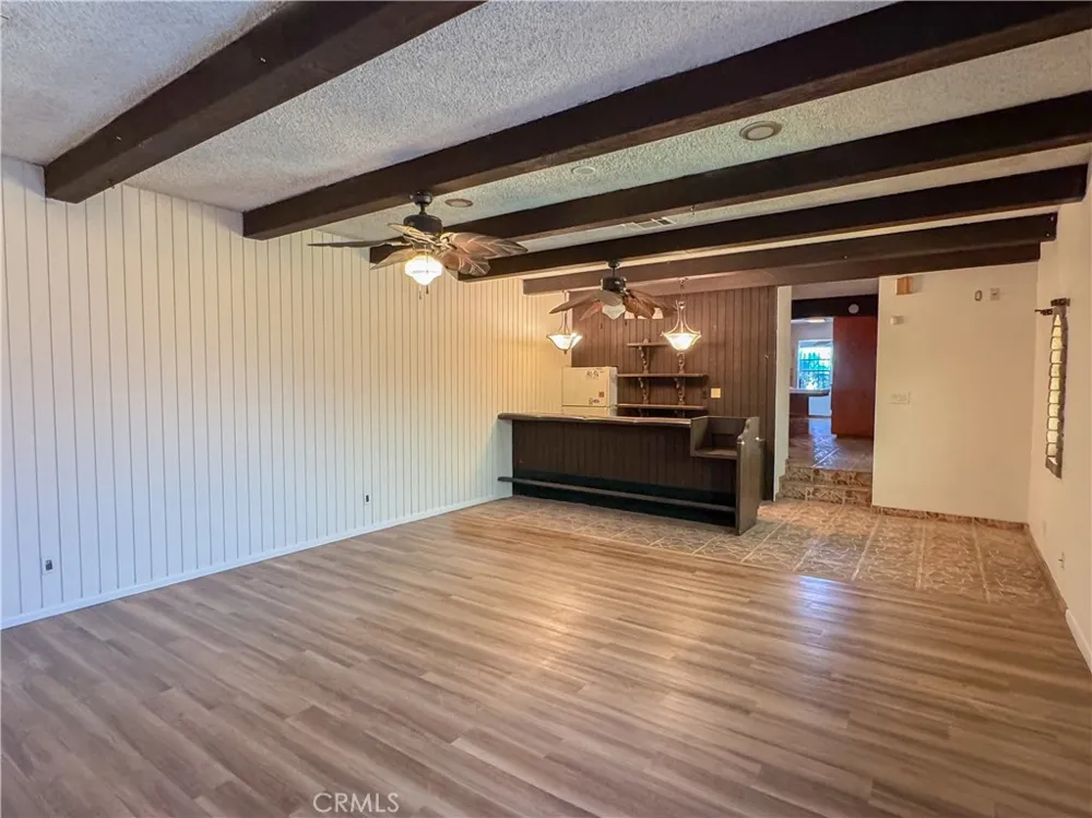 1504 El Toro Bakersfield, CA 93304
