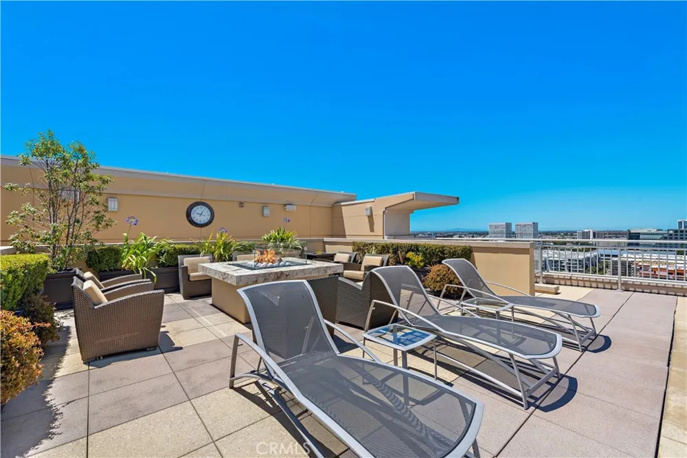 3147 Scholarship Irvine, CA 92612