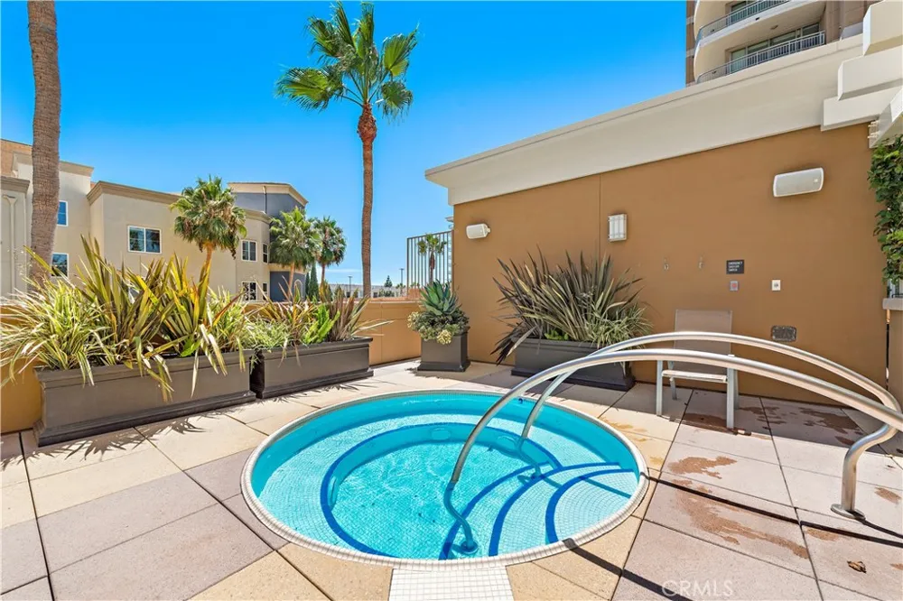 3147 Scholarship Irvine, CA 92612