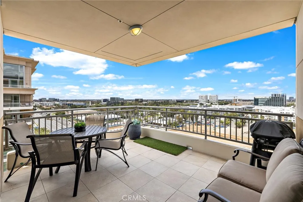 3147 Scholarship Irvine, CA 92612
