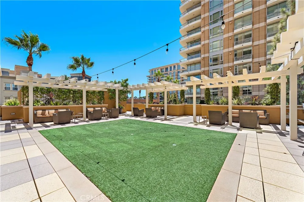 3147 Scholarship Irvine, CA 92612
