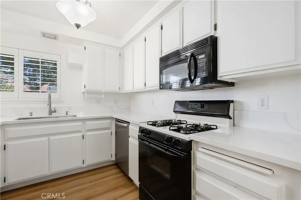 870 Lancaster Claremont, CA 91711