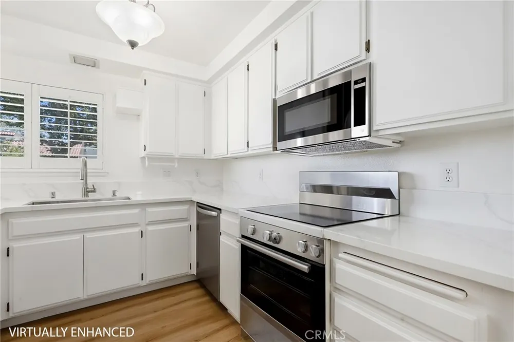870 Lancaster Claremont, CA 91711