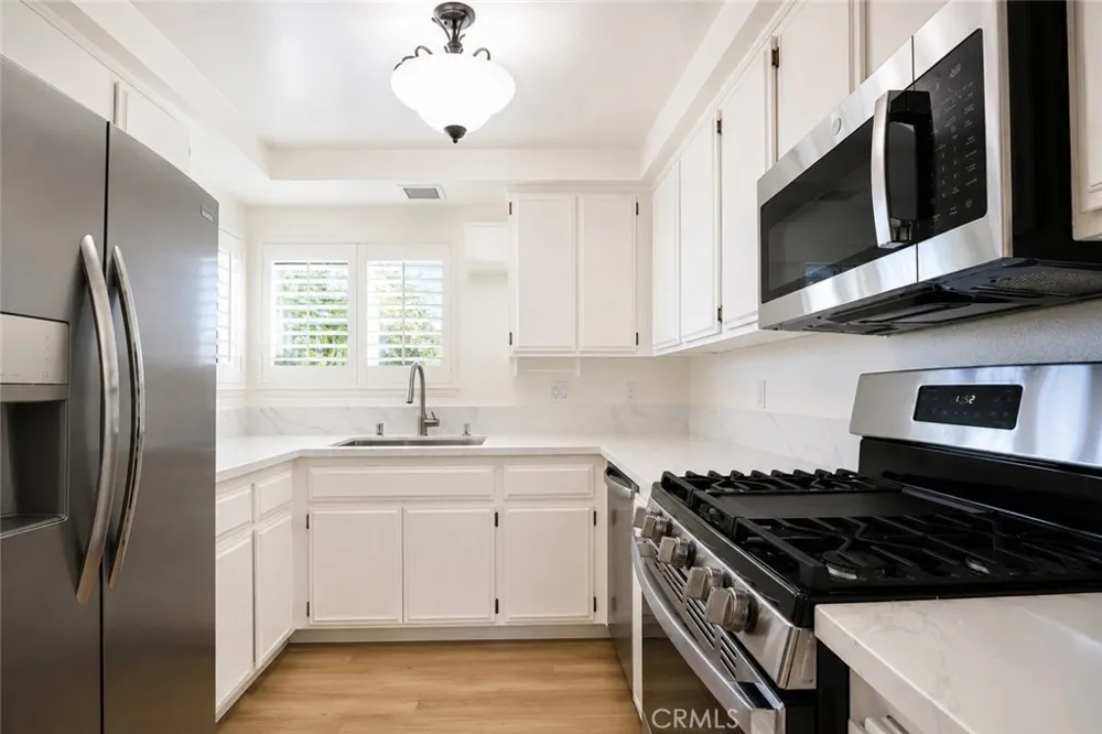 870 Lancaster Claremont, CA 91711
