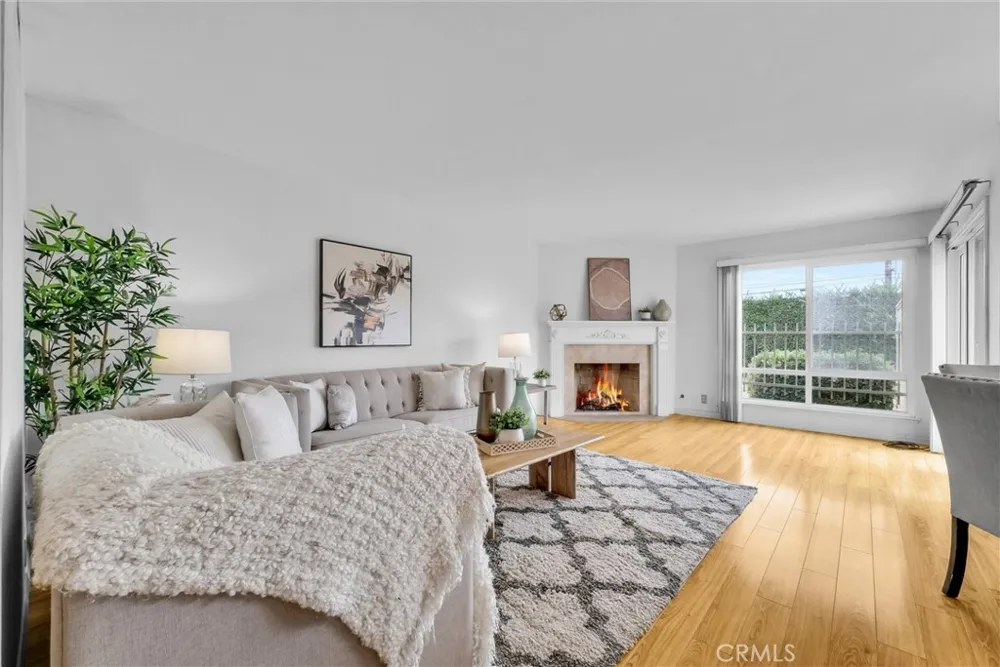 9766 Verde Mar Drive Huntington Beach, CA 92646