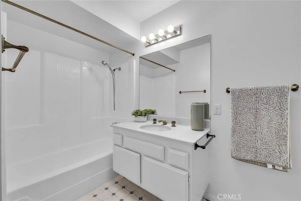 9766 Verde Mar Drive Huntington Beach, CA 92646