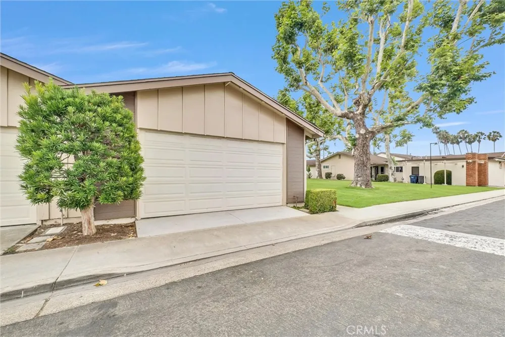 9766 Verde Mar Drive Huntington Beach, CA 92646