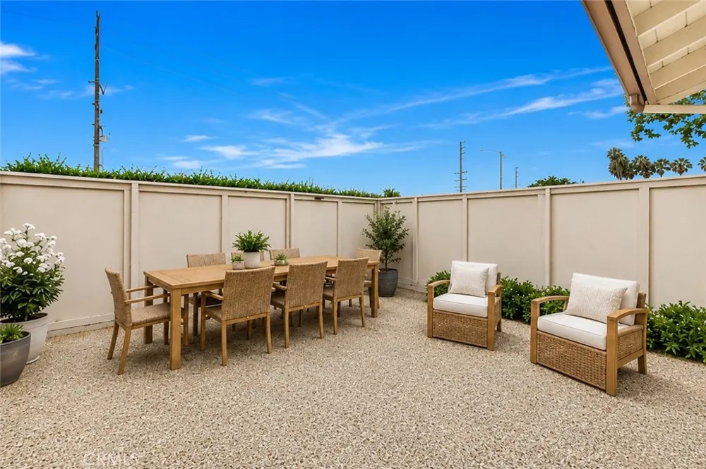 9766 Verde Mar Drive Huntington Beach, CA 92646