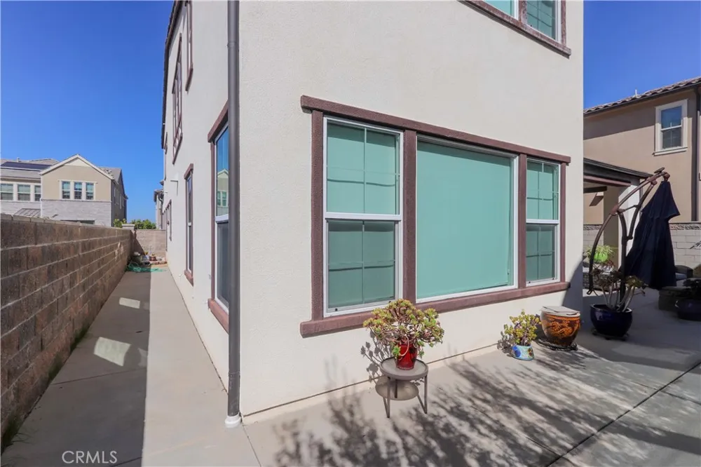 1090 Viejo Hills Drive Lake Forest, CA 92610