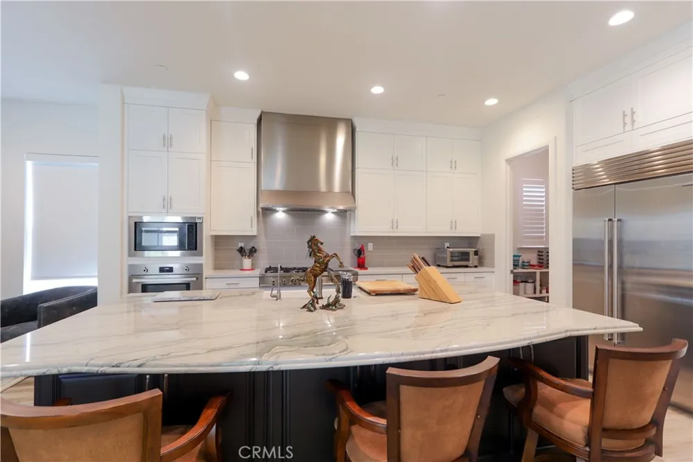 1090 Viejo Hills Drive Lake Forest, CA 92610