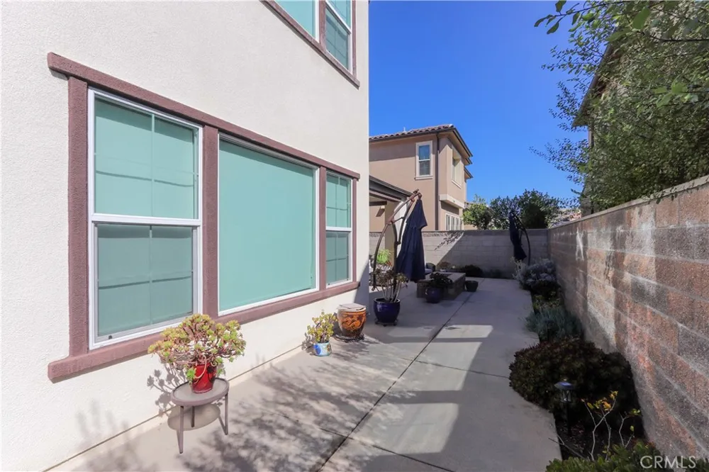 1090 Viejo Hills Drive Lake Forest, CA 92610